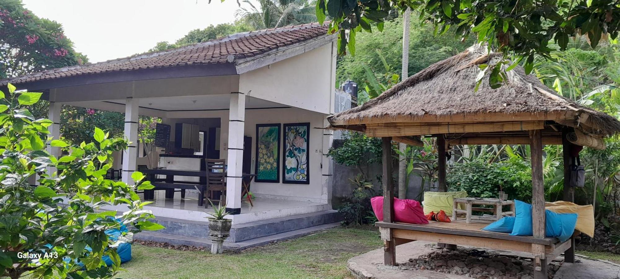 Indah Homestay And Cooking Classes Senggigi Exterior photo