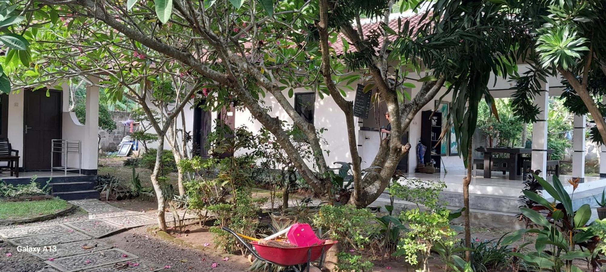 Indah Homestay And Cooking Classes Senggigi Exterior photo